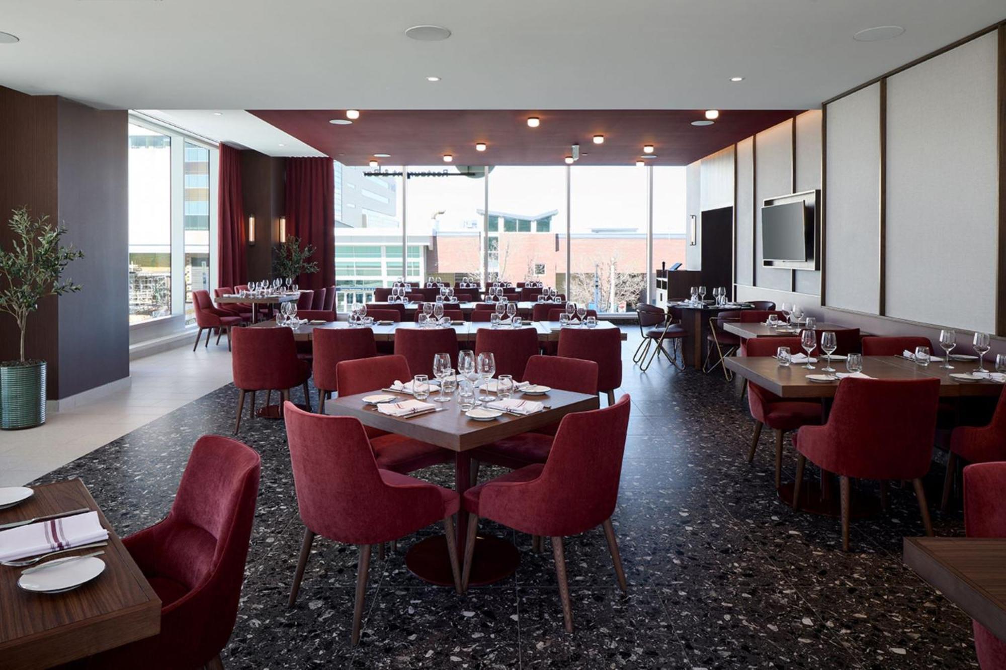 Courtyard By Marriott Montreal Laval Hotel ภายนอก รูปภาพ