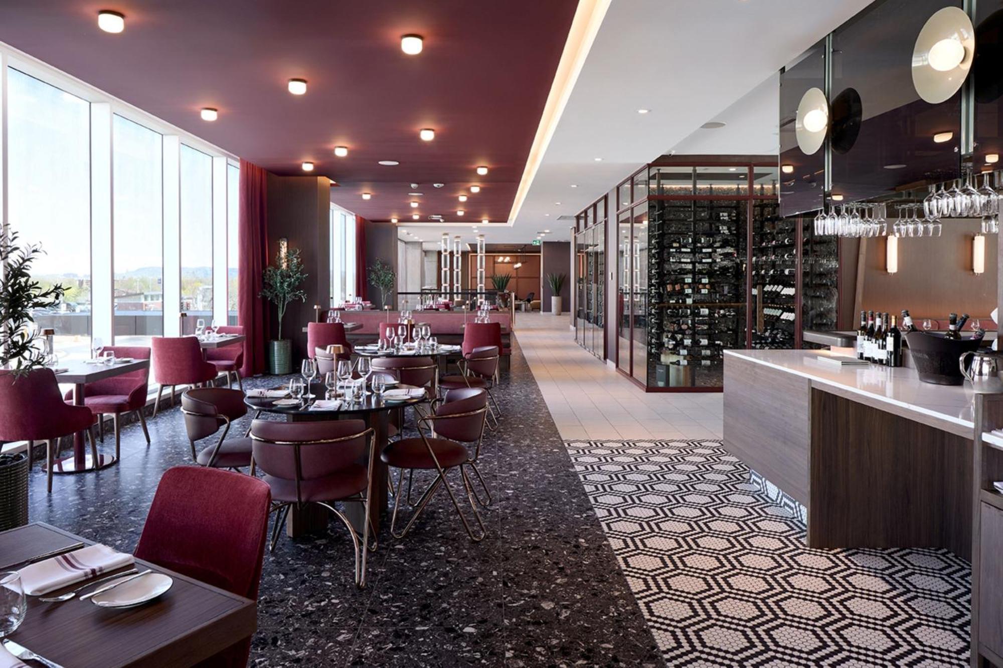Courtyard By Marriott Montreal Laval Hotel ภายนอก รูปภาพ